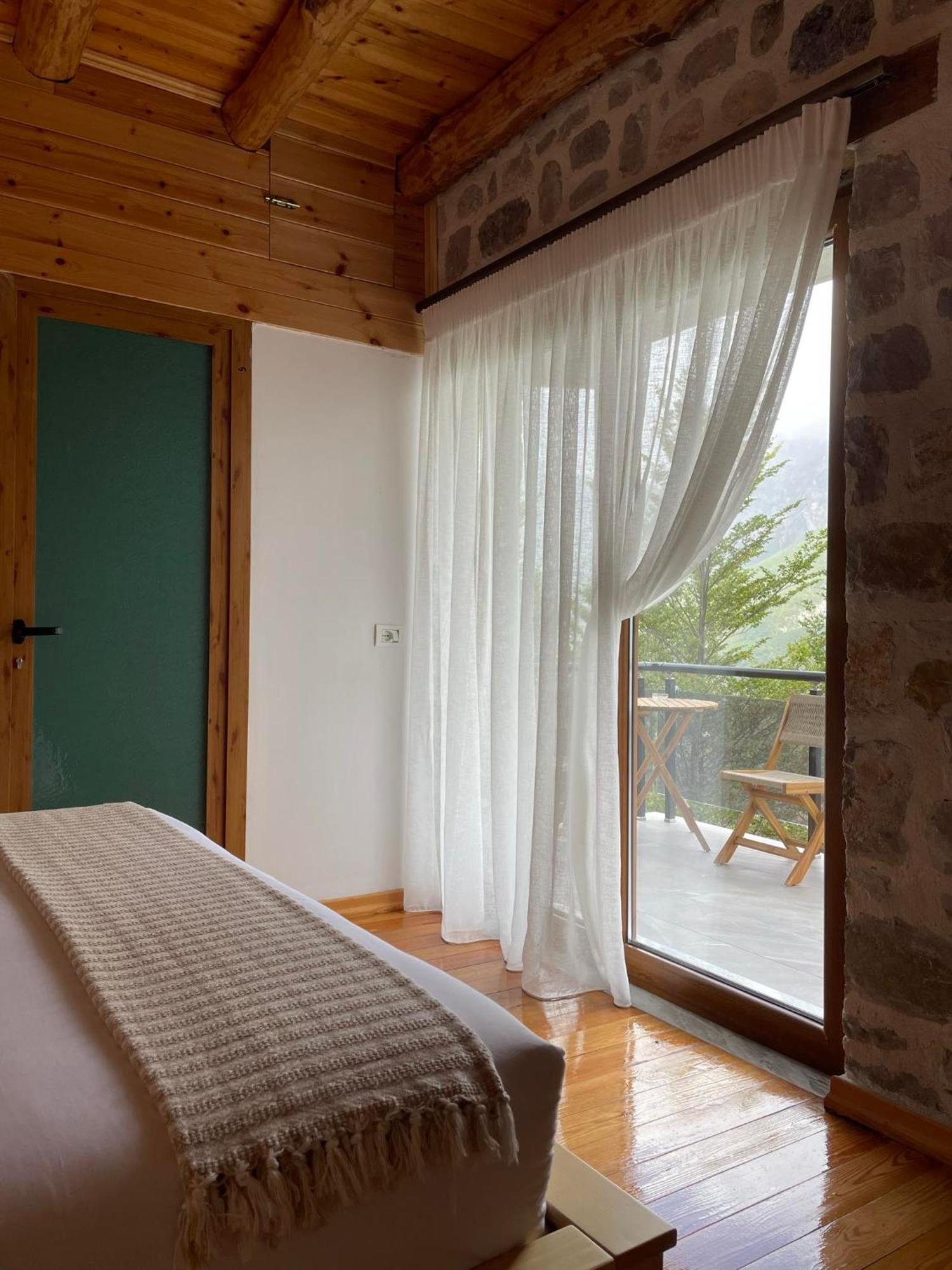 Valter & Drita'S Guesthouse Theth Dış mekan fotoğraf