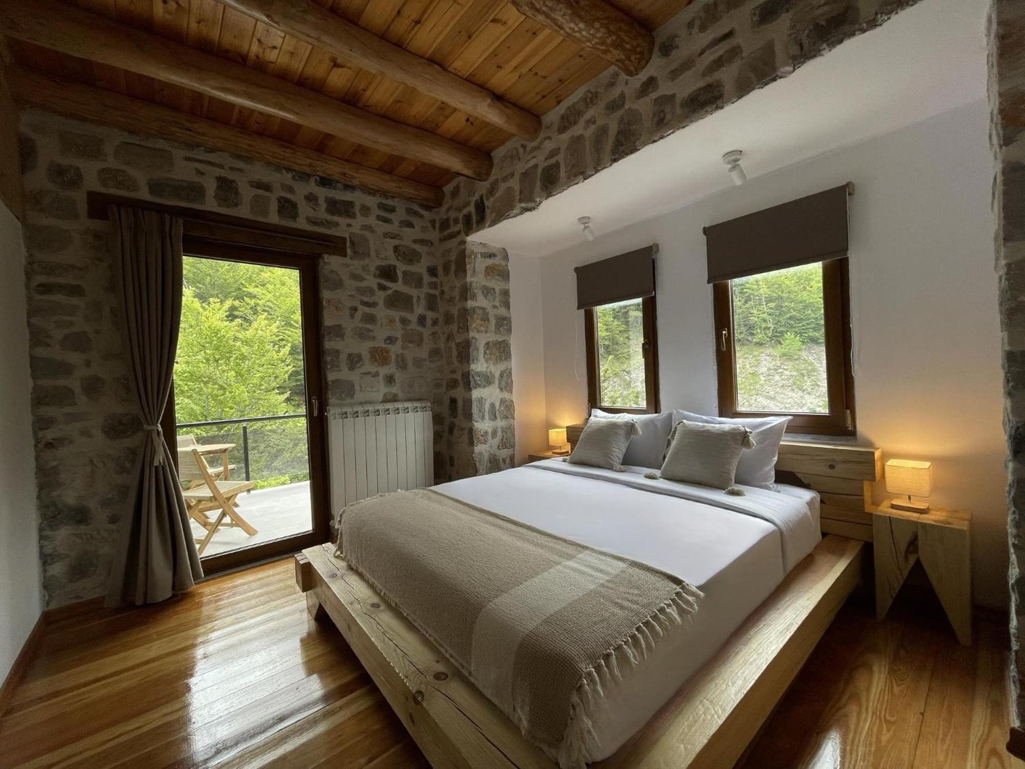 Valter & Drita'S Guesthouse Theth Dış mekan fotoğraf