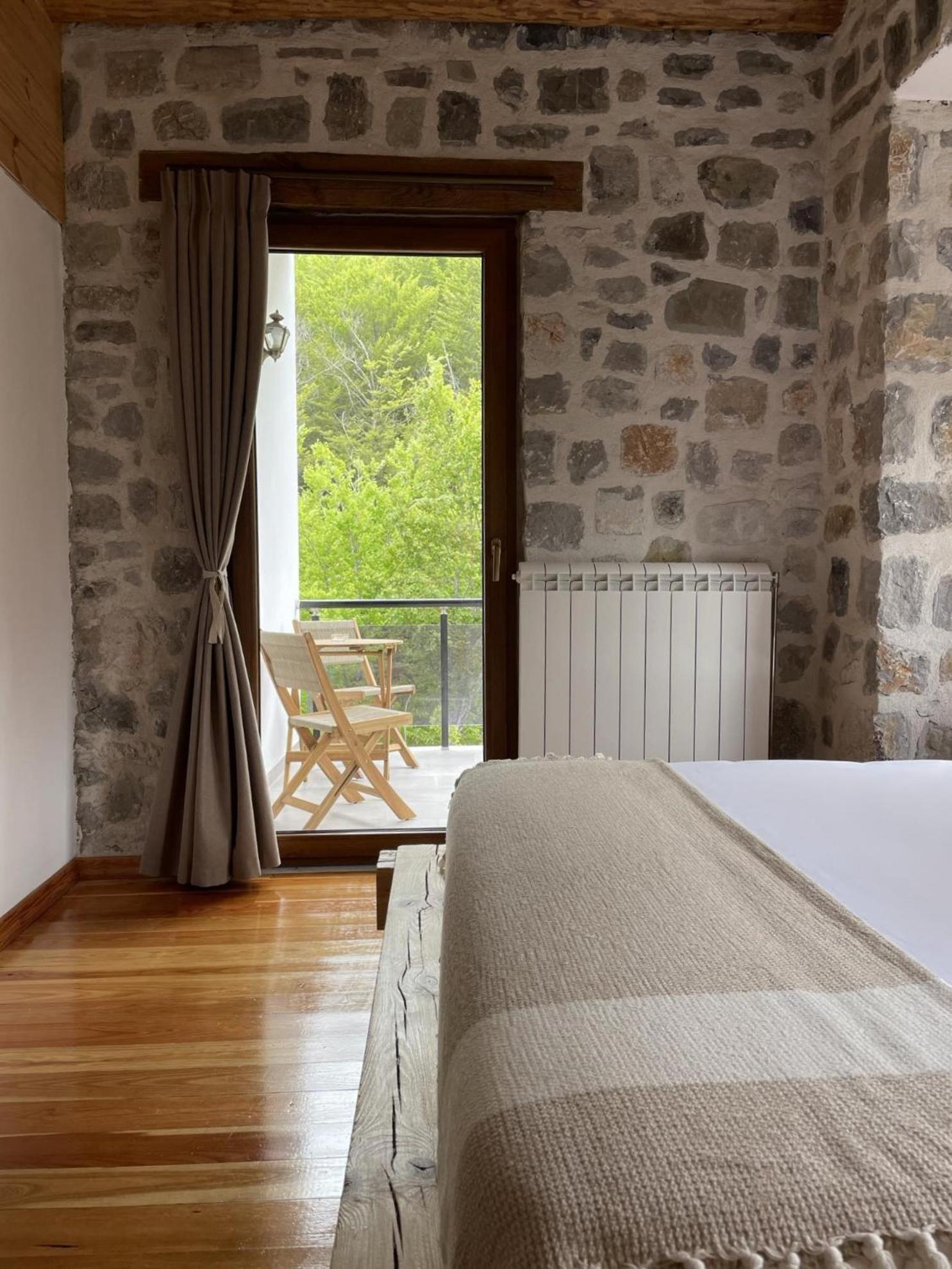 Valter & Drita'S Guesthouse Theth Dış mekan fotoğraf