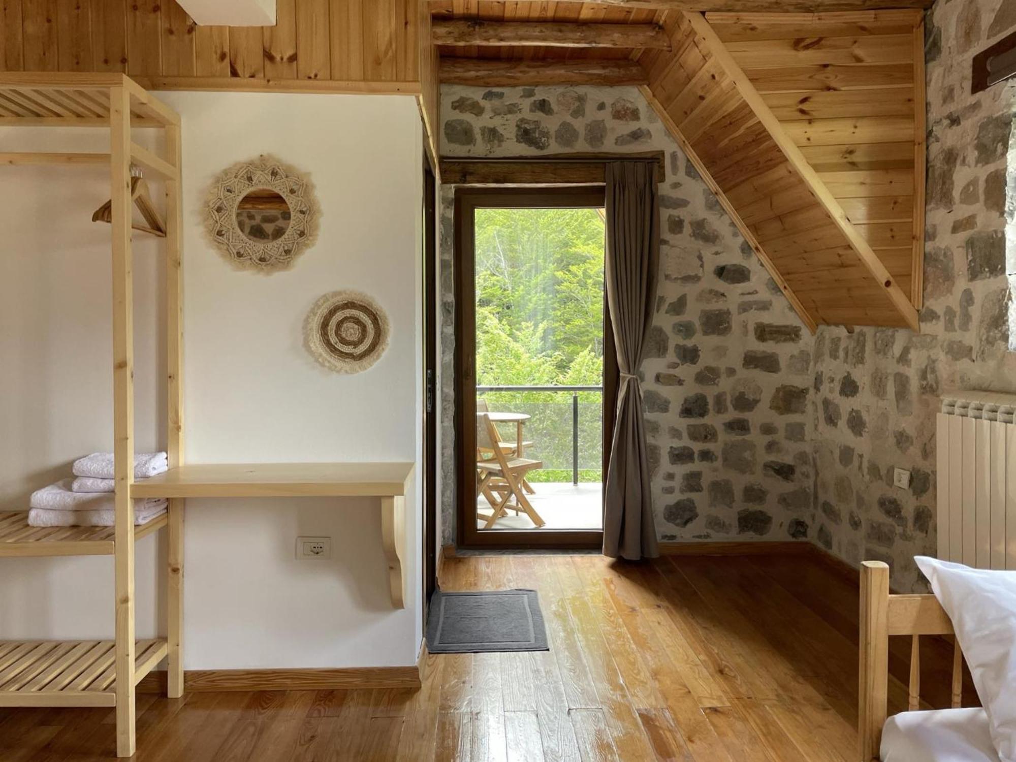 Valter & Drita'S Guesthouse Theth Dış mekan fotoğraf