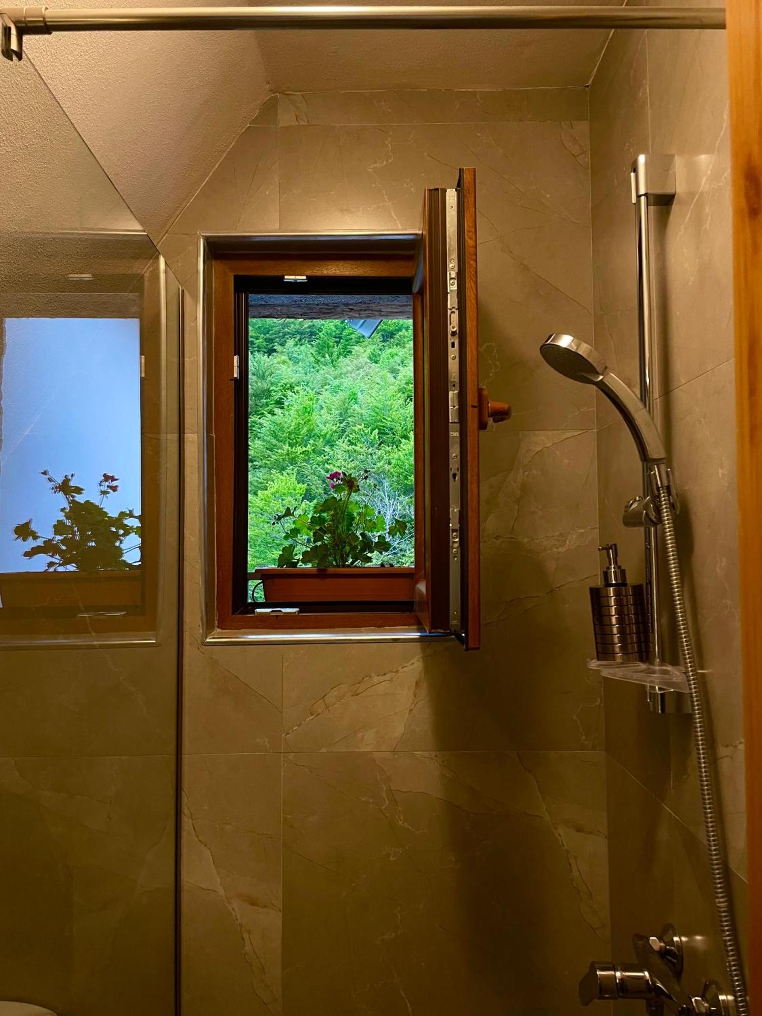 Valter & Drita'S Guesthouse Theth Dış mekan fotoğraf