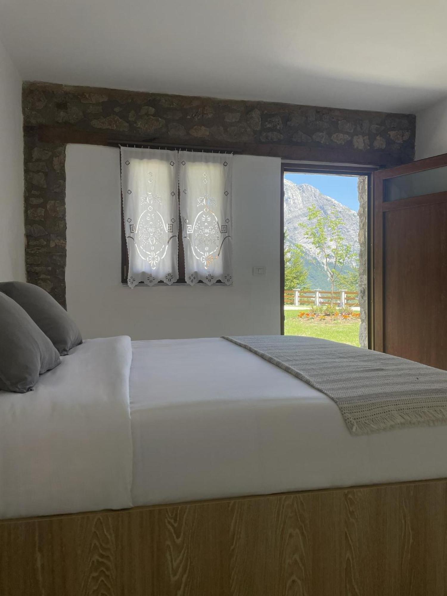 Valter & Drita'S Guesthouse Theth Dış mekan fotoğraf